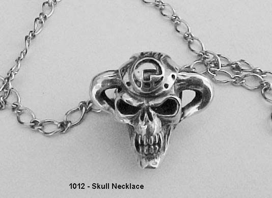 1012 - Skull Necklace